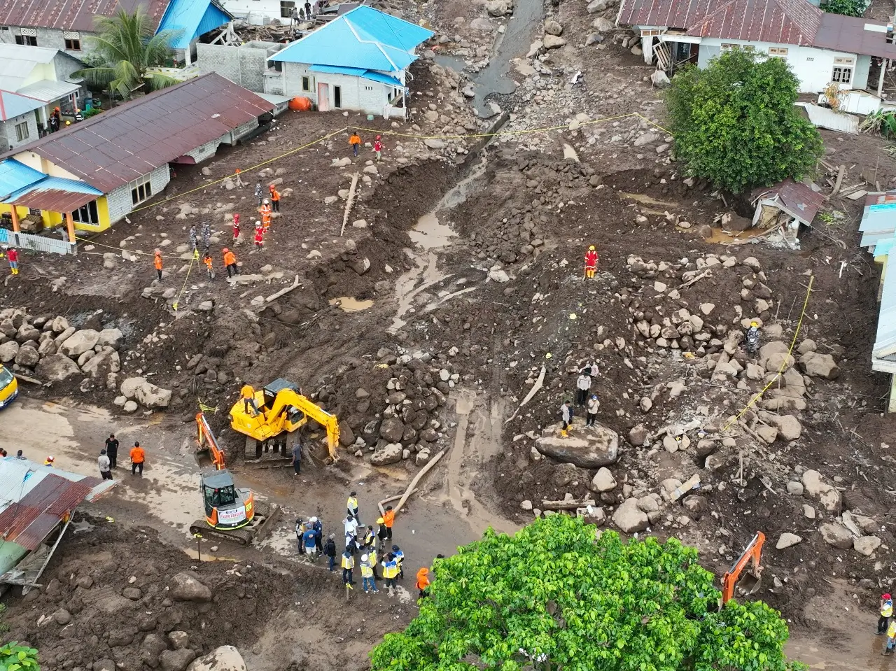 Hari Kelima Penanganan Banjir Bandang Ternate, Korban Hilang Belum Ditemukan